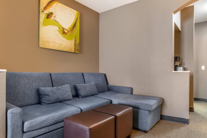 Room 40 of 59