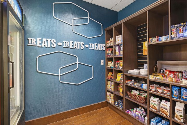 Snack bar