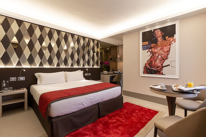 Room 50 of 142