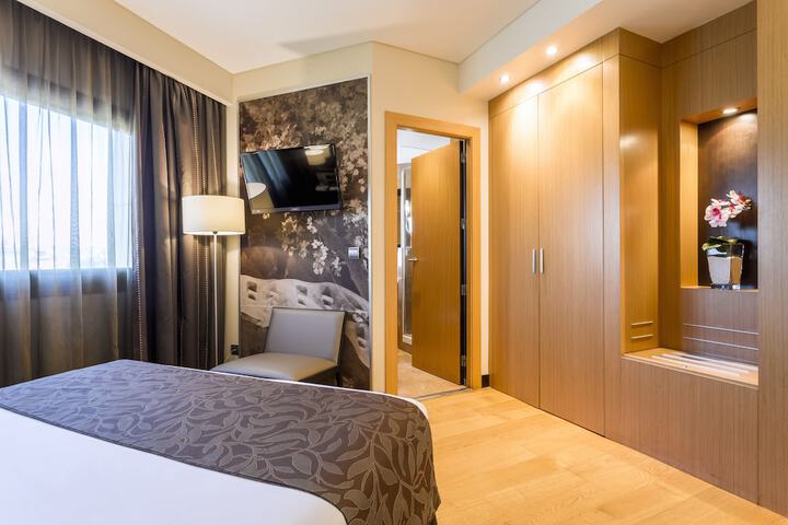 Room 15 of 59