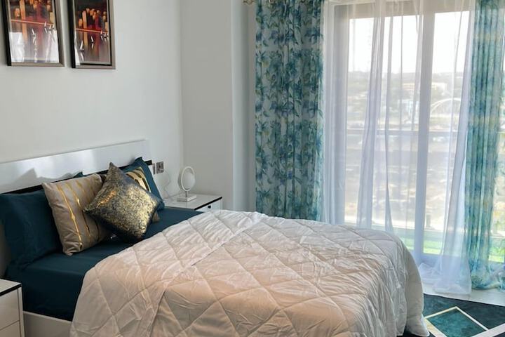 Room 15 of 136