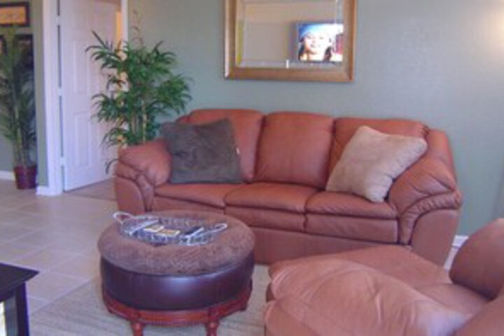 Room 10 of 27