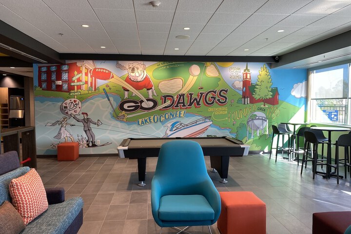 Lobby lounge