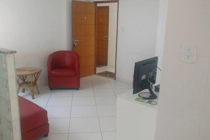 Room 5 of 16