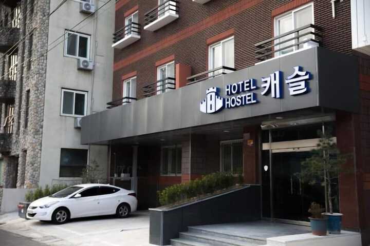 Hotel 63 of 64