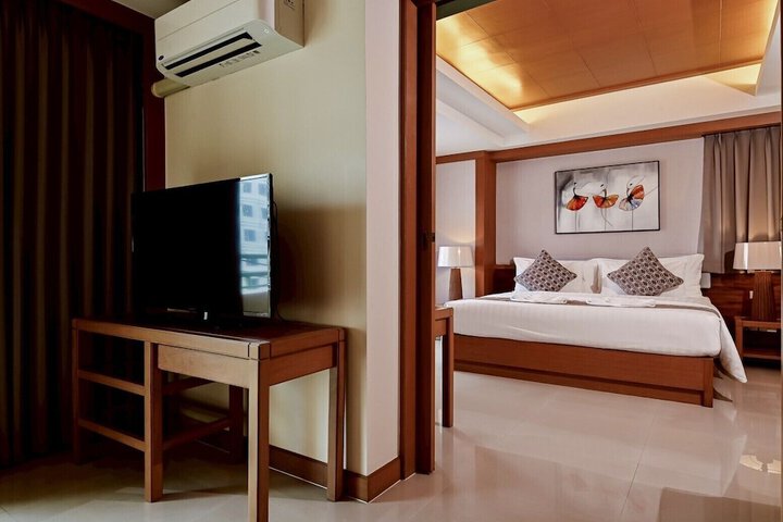 Room 25 of 89