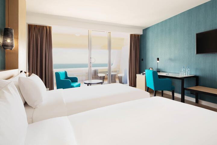 Room 21 of 84