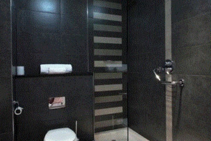 Clean Restrooms