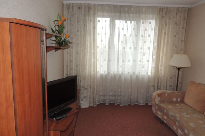 Room 52 of 101