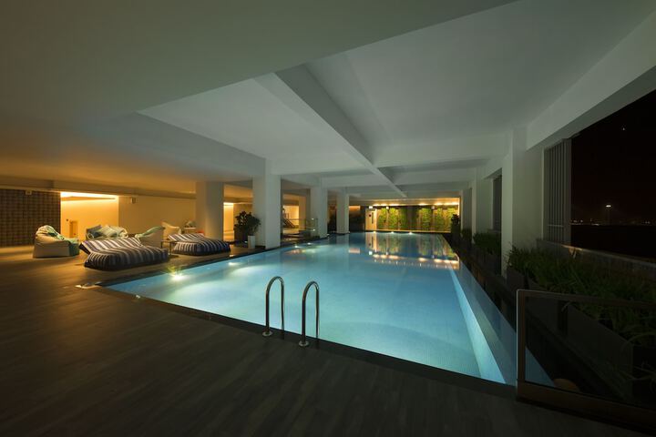 Pool 24 of 50
