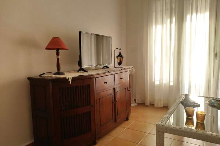 Room 5 of 10
