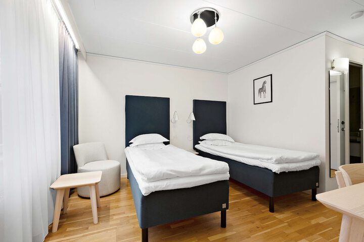 Room 11 of 87