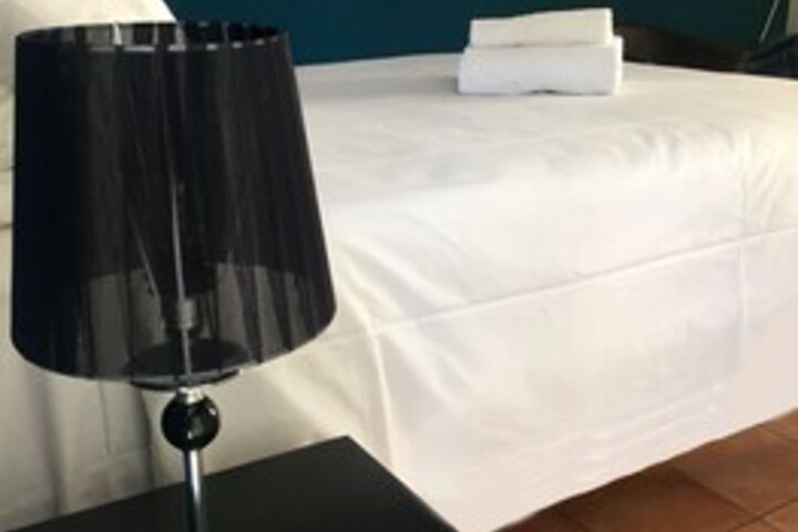 Room 25 of 29