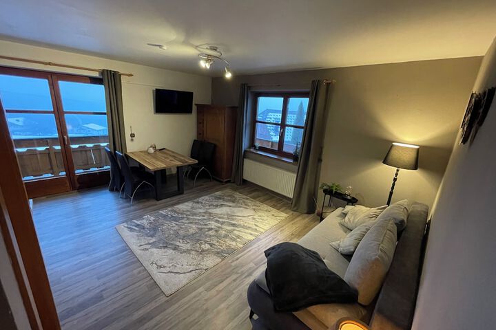 Room 25 of 96