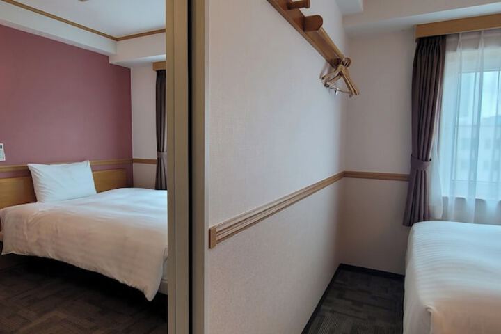 Room 20 of 40