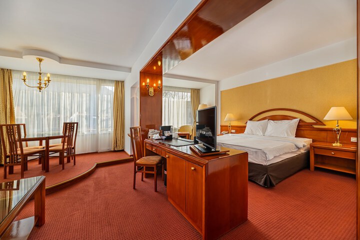 Room 25 of 91
