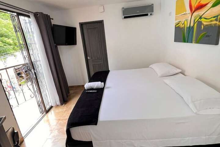 Room 10 of 22