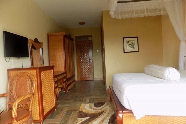 Room 29 of 86
