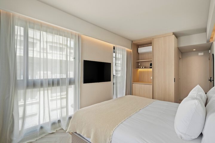 Room 21 of 72