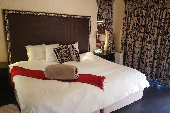 Room 4 of 31
