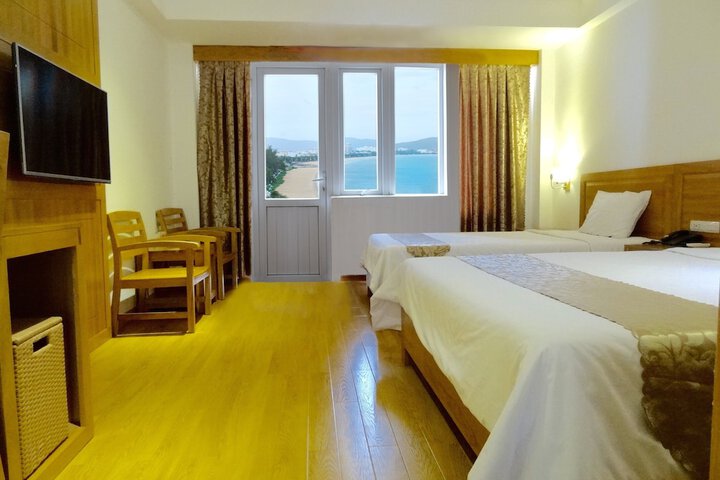 Room 7 of 35