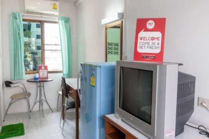 Room 10 of 26