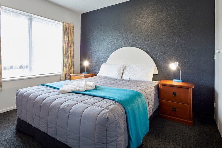 Room 9 of 26