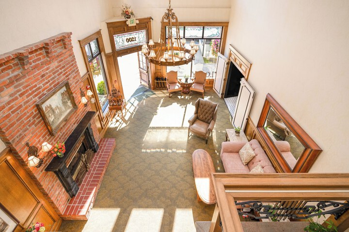 Hotel Interior 10 of 91