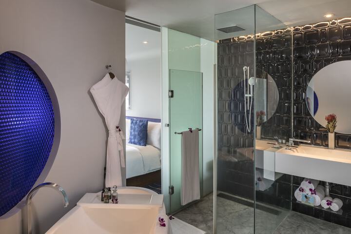 Bath Interior