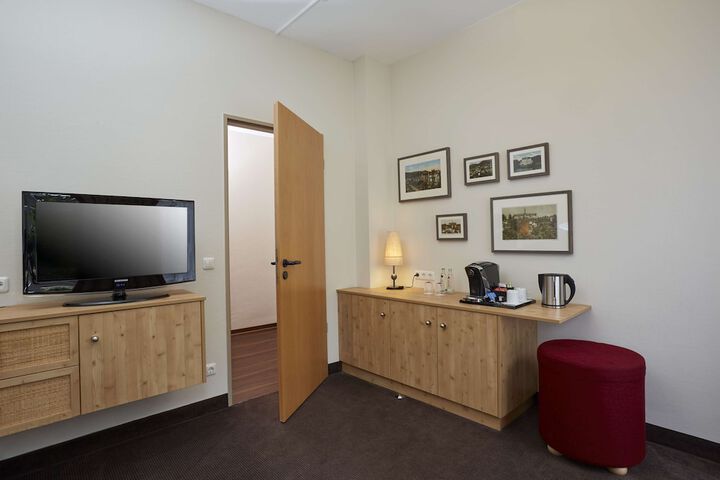 Room 40 of 91