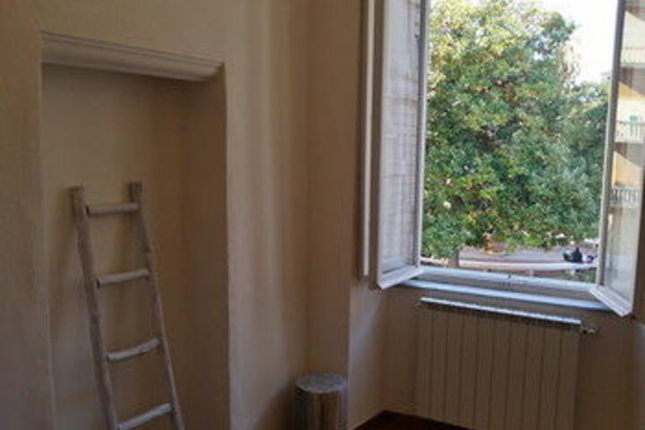 Room 12 of 19