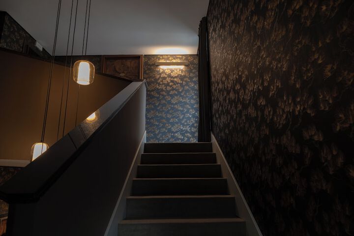 Handrails in stairways