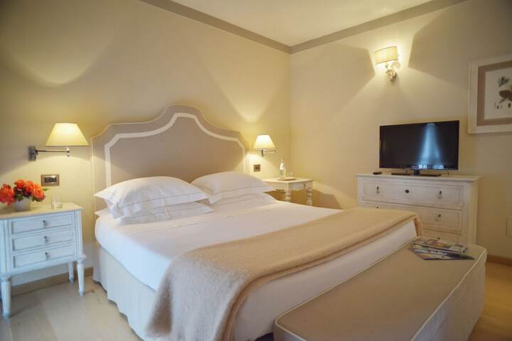 Room 31 of 216