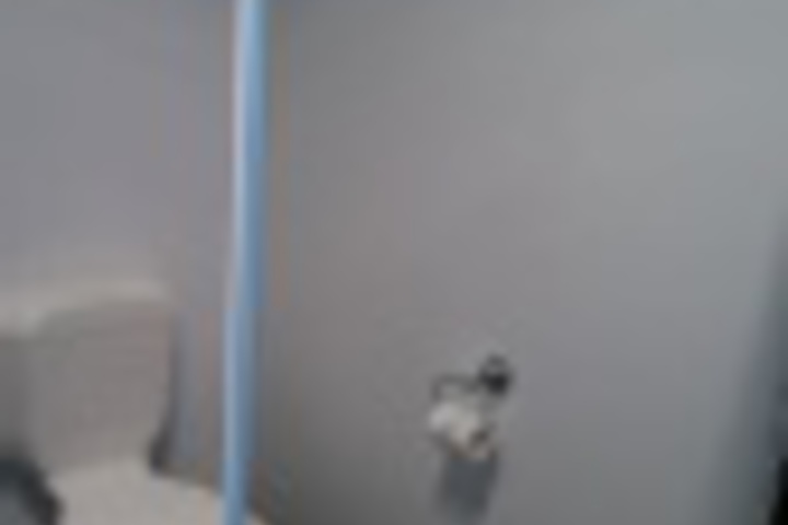 Room 340 of 384