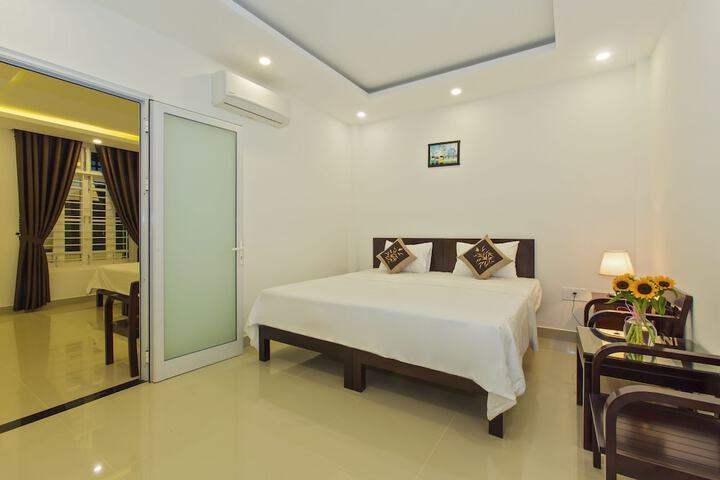 Room 5 of 35