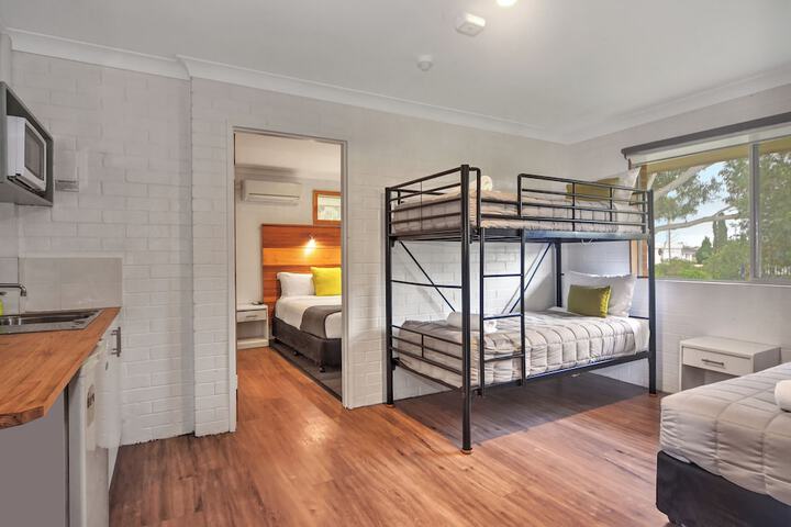 Room 30 of 60