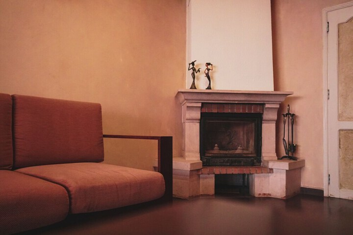 Room 47 of 76