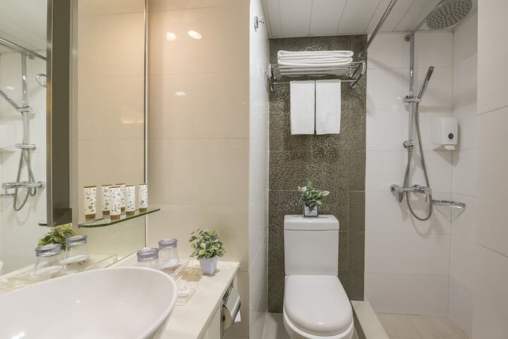 Bath Interior