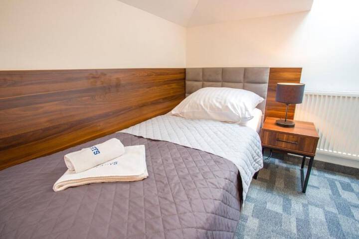 Room 46 of 73
