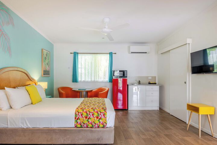 Room 9 of 47