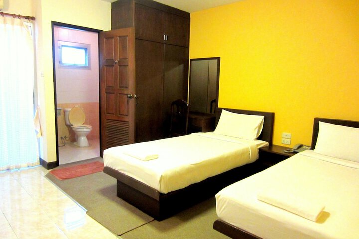 Room 3 of 13