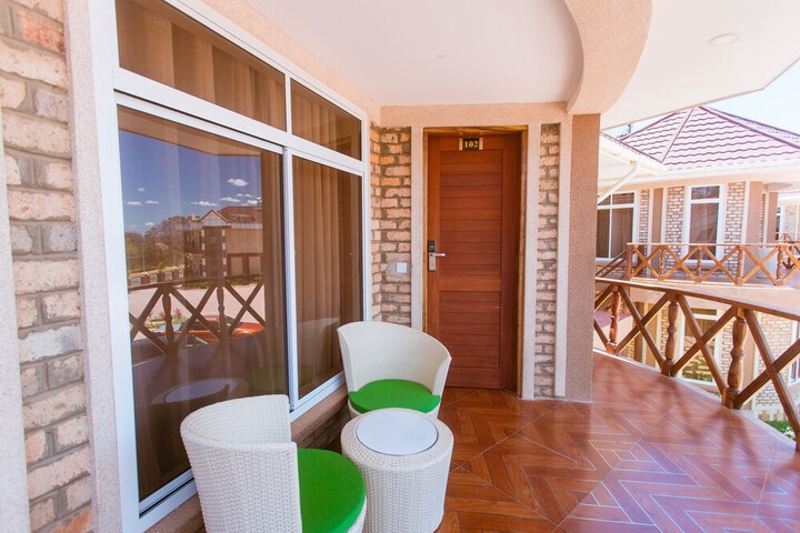 Terrace/Patio 7 of 34