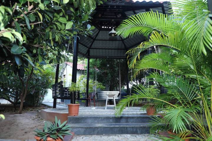 Hotel Exterior 129 of 138