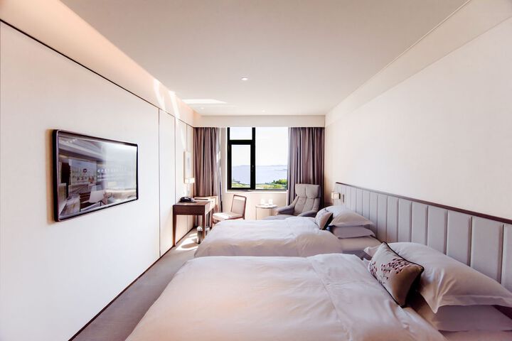 Room 10 of 40