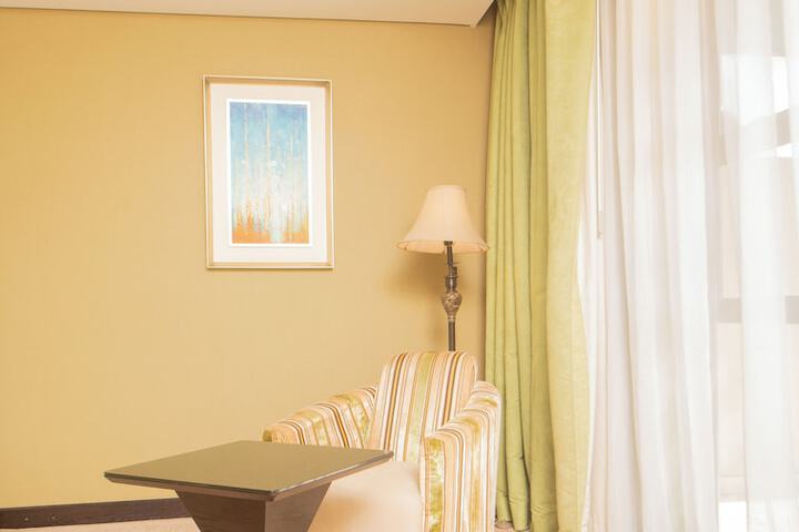 Room 15 of 43