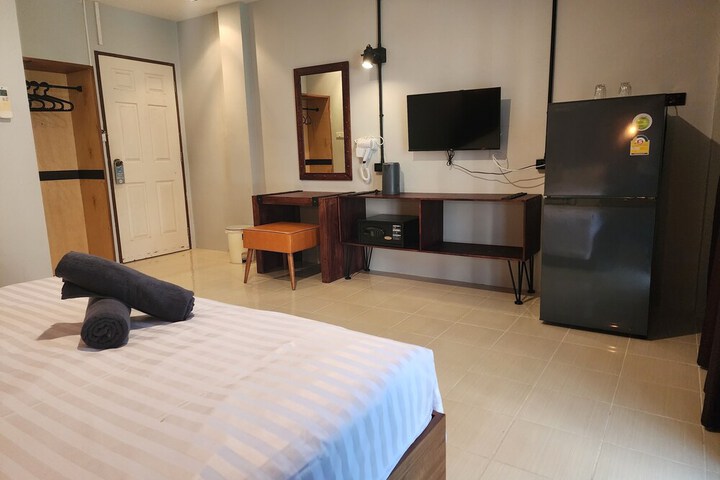 Room 25 of 86