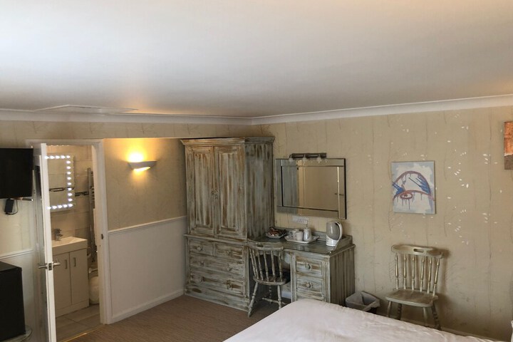 Room 7 of 20