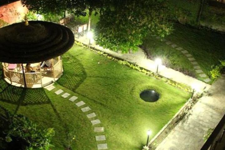 Hotel 4 of 58