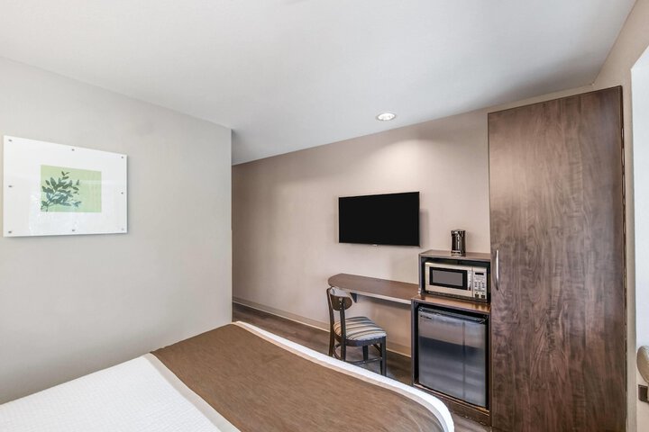 Room 22 of 51