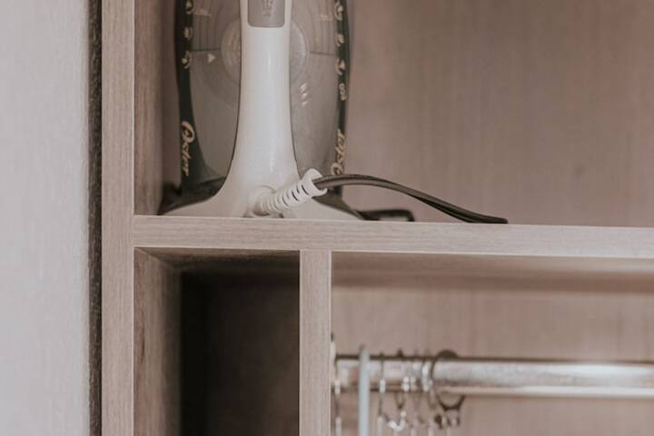 Room 102 of 161